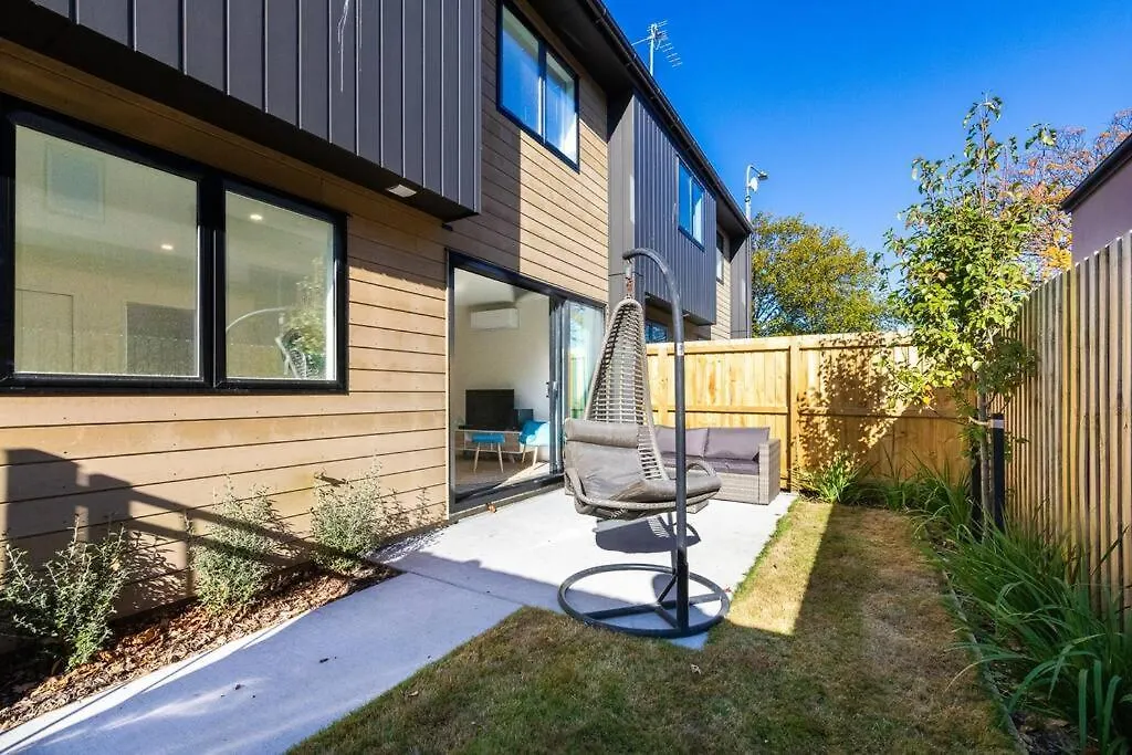 Appartement Brand New, Private & Central Townhouse Christchurch